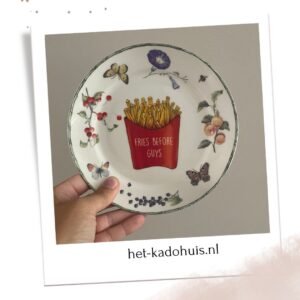 Bordje ‘Fries before guys’
